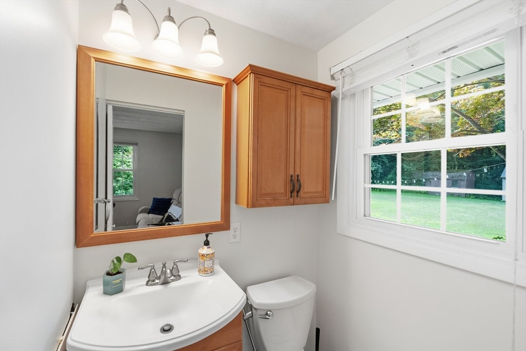 38 Ruthellen Rd, Chelmsford, MA, 38 Ruthellen Rd, Chelmsford, MA Photo #22