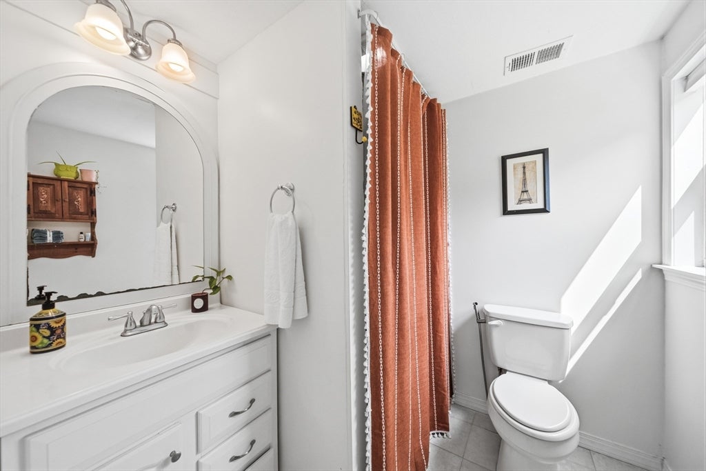 38 Ruthellen Rd, Chelmsford, MA, 38 Ruthellen Rd, Chelmsford, MA Photo #18
