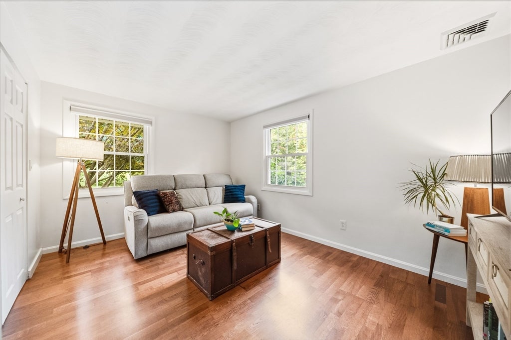 38 Ruthellen Rd, Chelmsford, MA, 38 Ruthellen Rd, Chelmsford, MA Photo #21