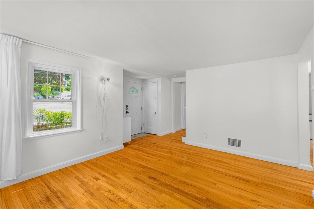 567 Poplar Street, Boston, MA, 567 Poplar Street, Boston, MA Photo #17