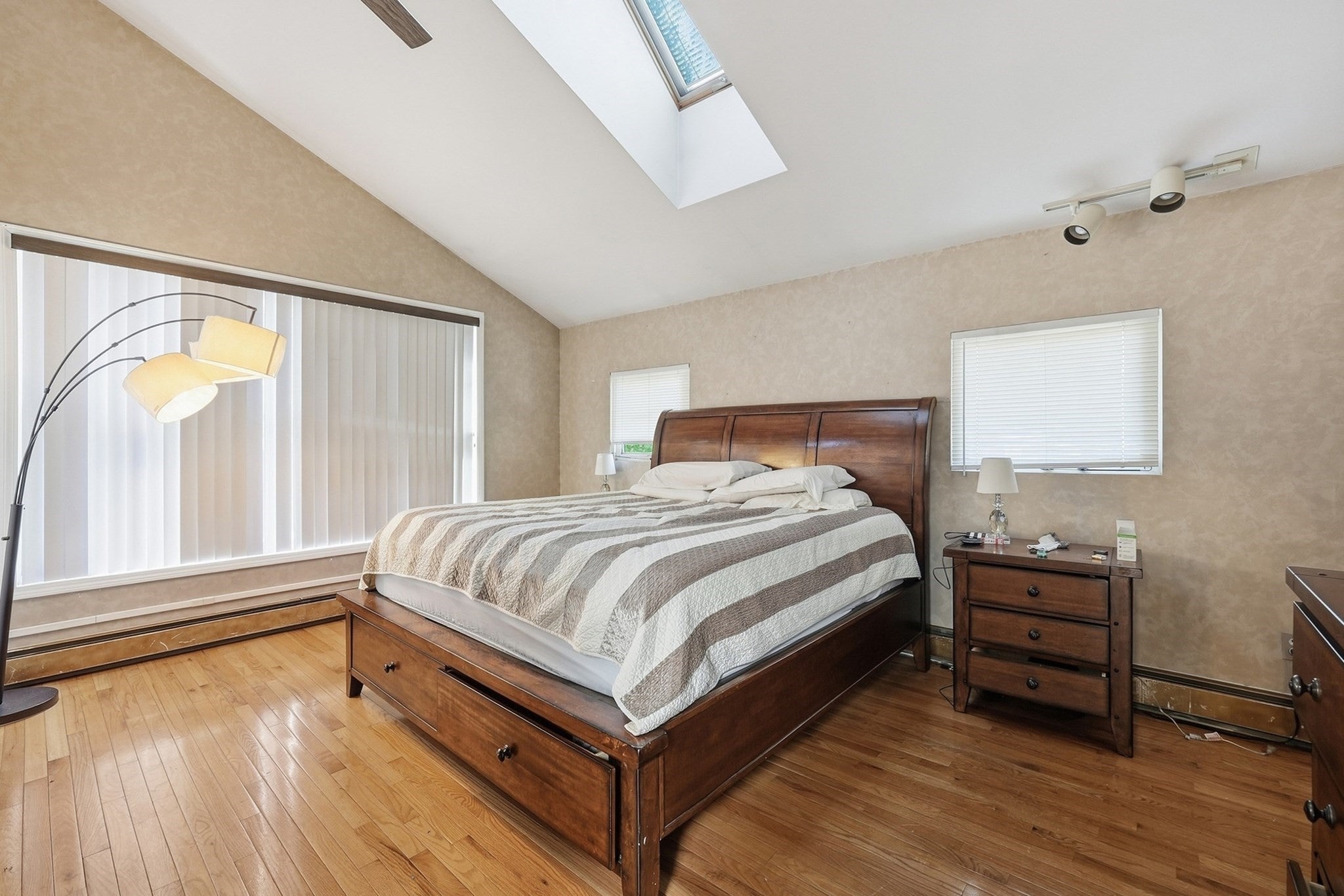6 Harrington Way, Worcester, MA Photo #16
