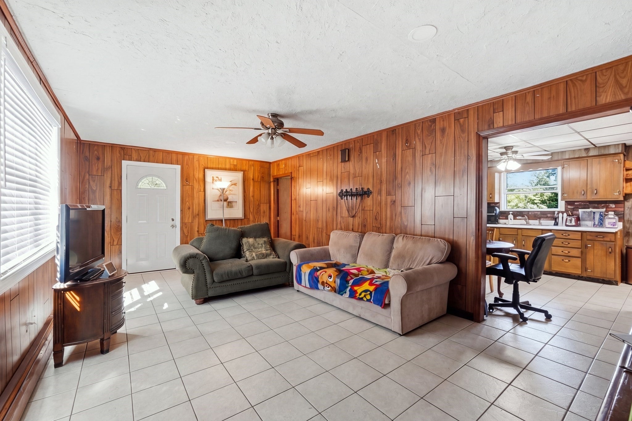 6 Harrington Way, Worcester, MA Photo #26