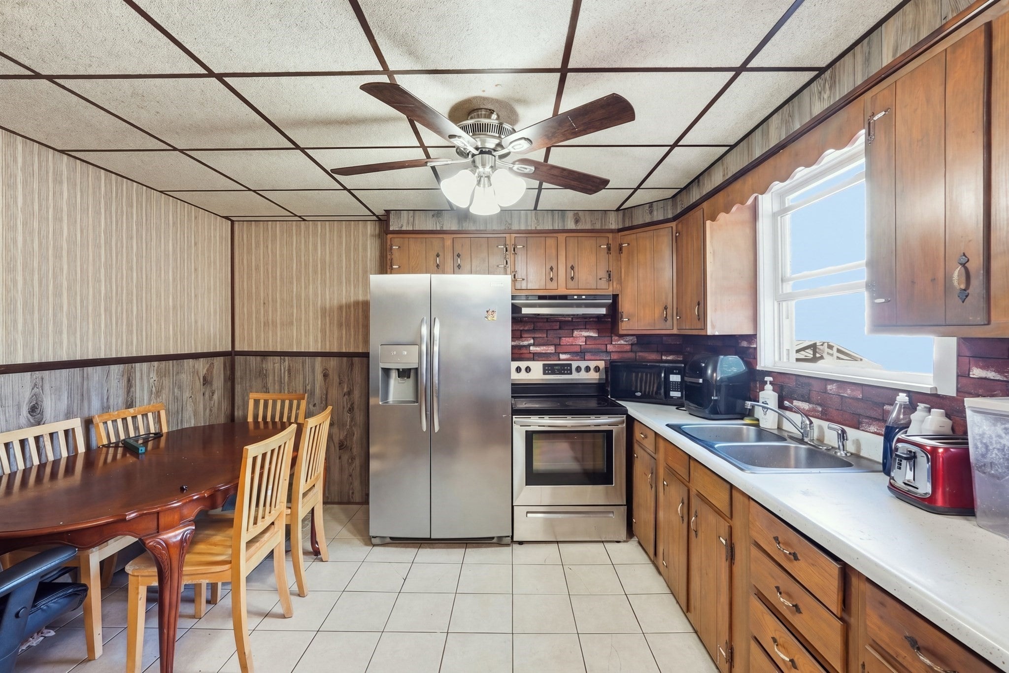 6 Harrington Way, Worcester, MA Photo #22