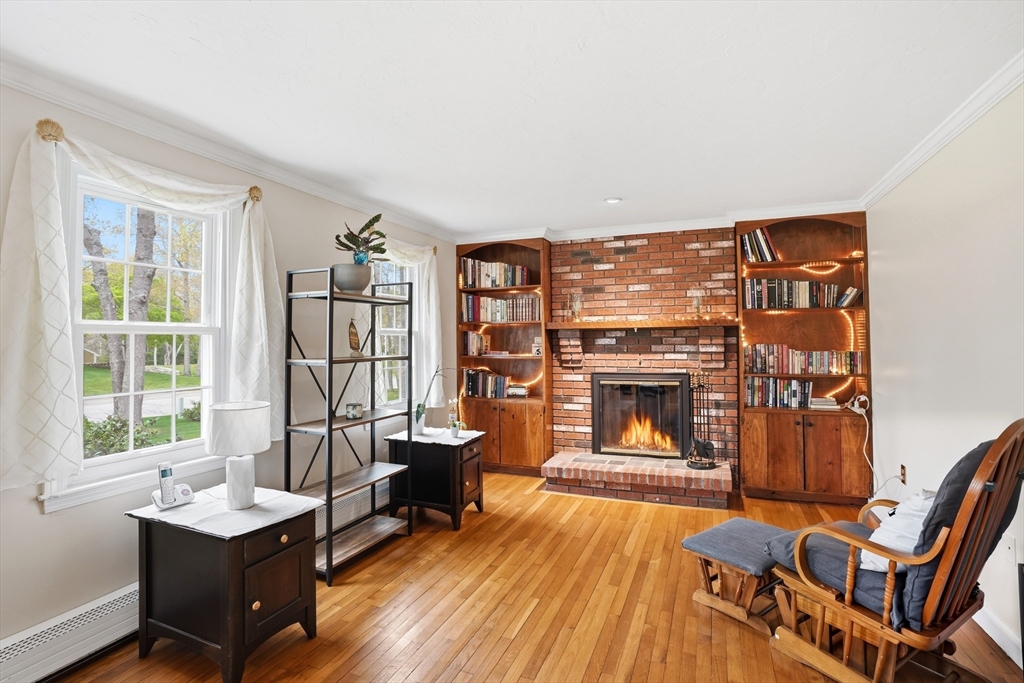 62 Donna Dr