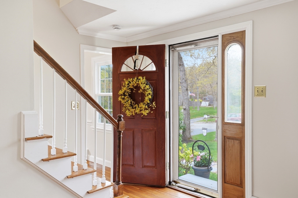 62 Donna Dr