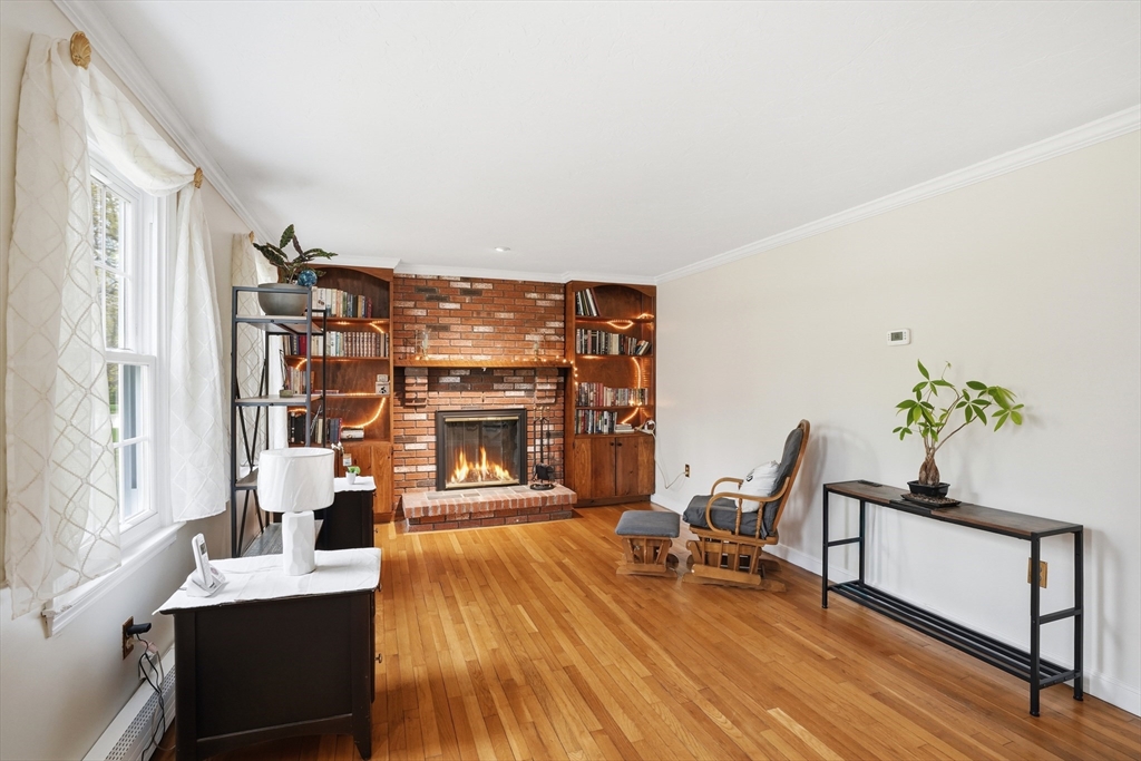62 Donna Dr
