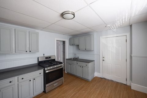 Photo of 10 Sycamore St #2, Worcester, MA 01608 (MLS # 73472723)