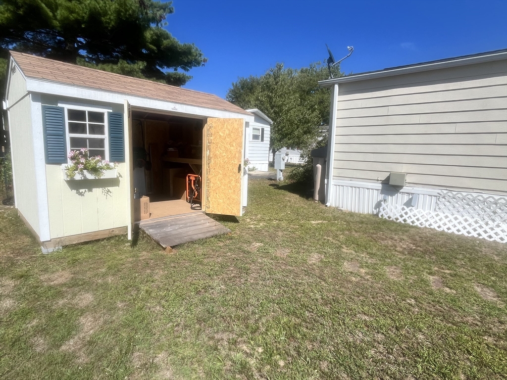 4 Joseph St