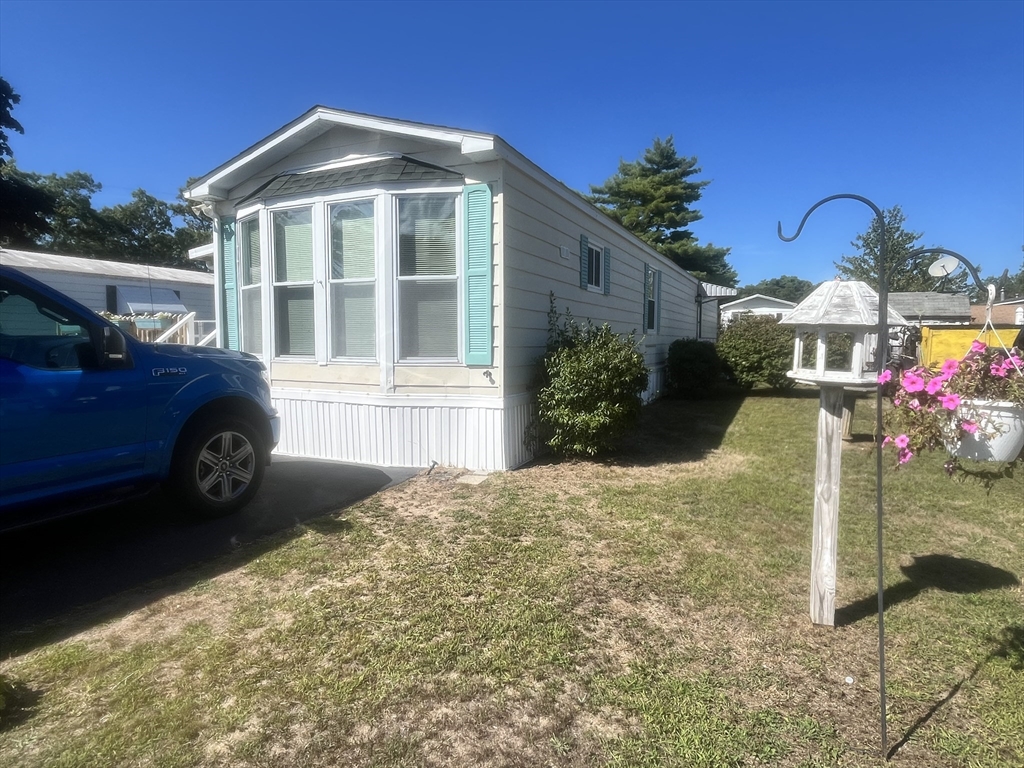 4 Joseph St
