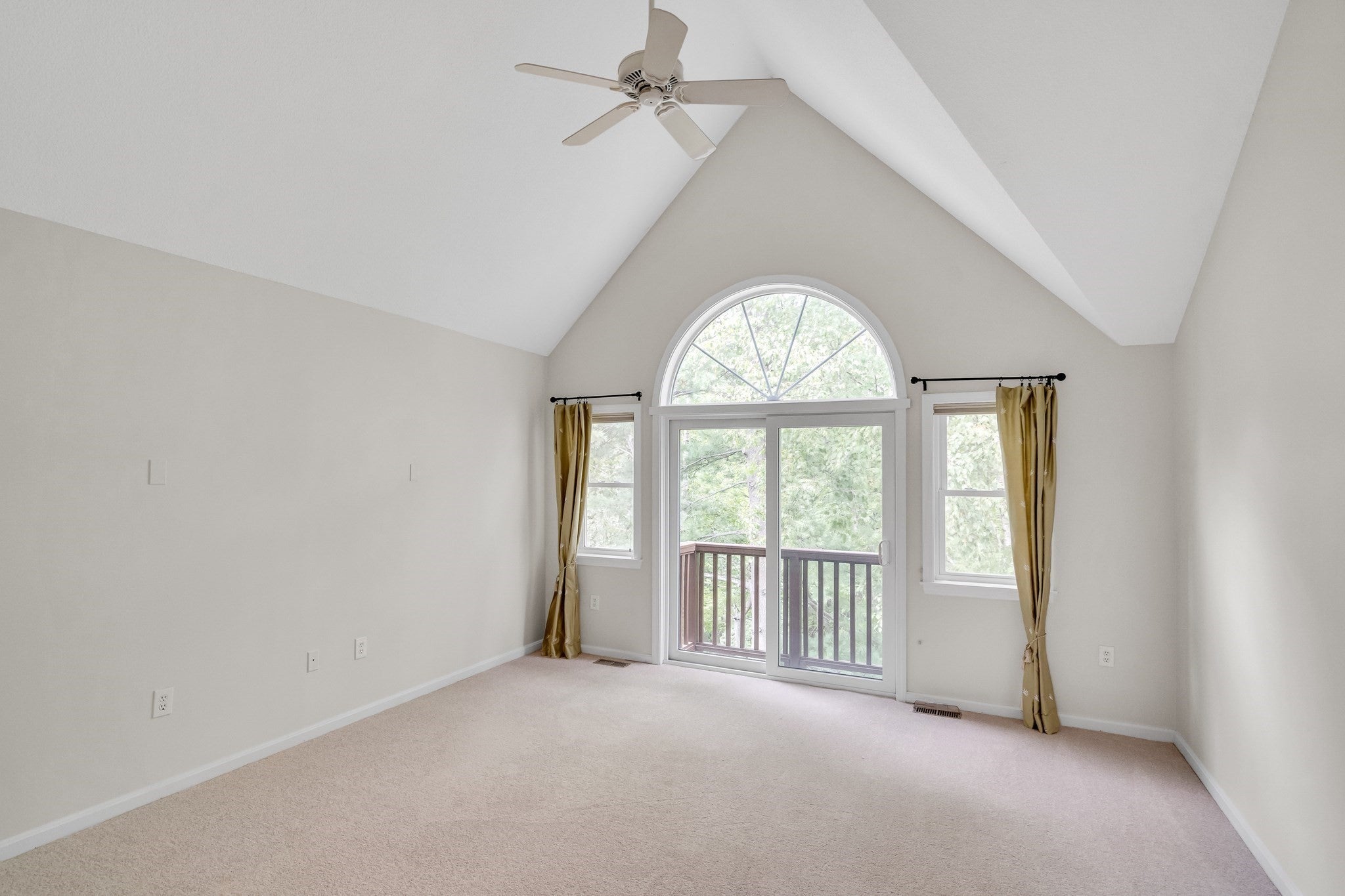 243 Bishops Forest Dr #243, Waltham, MA, 243 Bishops Forest Dr #243, Waltham, MA Photo #15