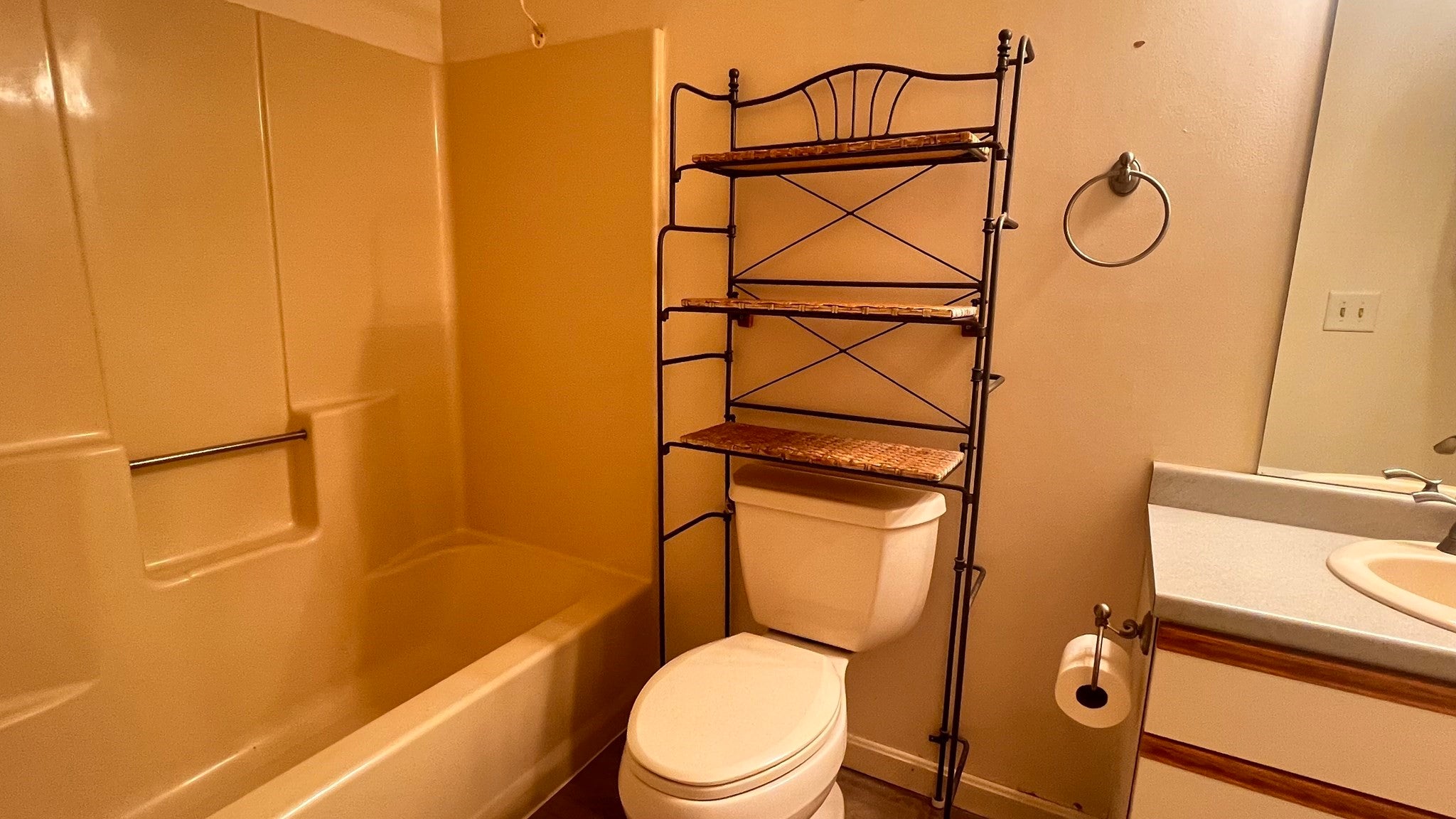 13 Dallas Dr #305, Dracut, MA, 13 Dallas Dr #305, Dracut, MA Photo #10