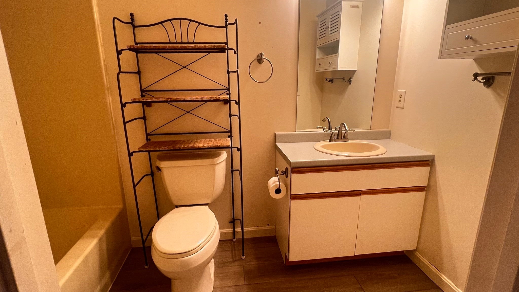 13 Dallas Dr #305, Dracut, MA, 13 Dallas Dr #305, Dracut, MA Photo #9