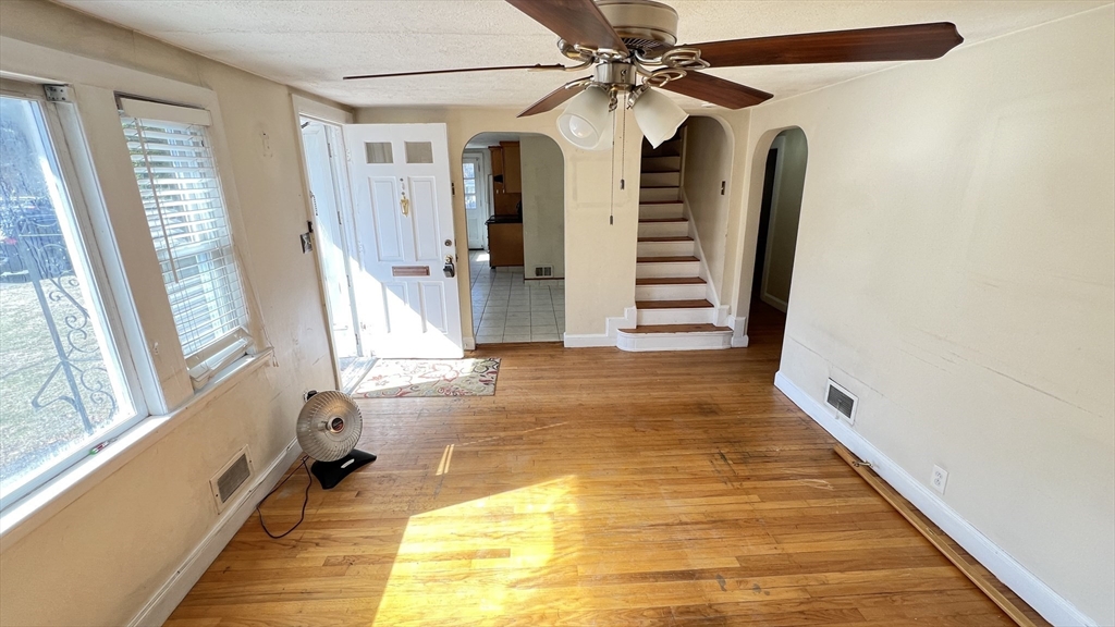 2 Carpenter Rd