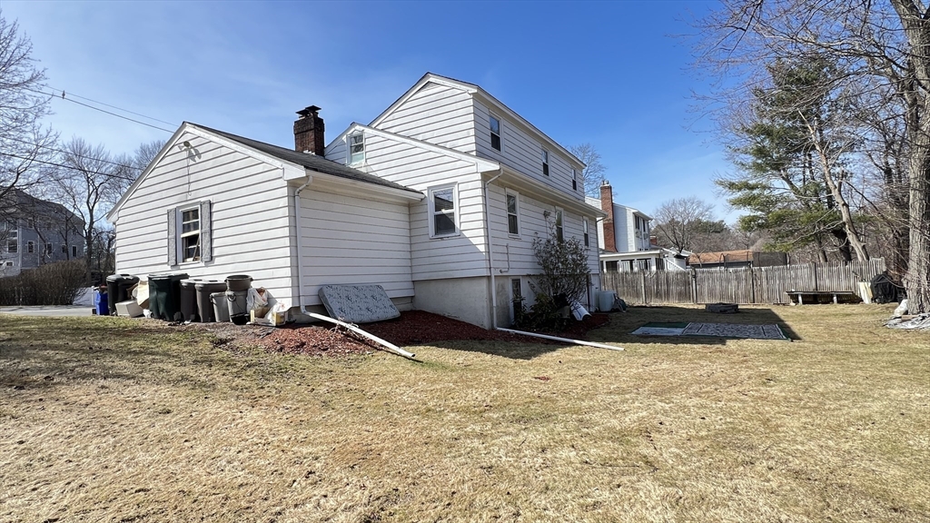 2 Carpenter Rd