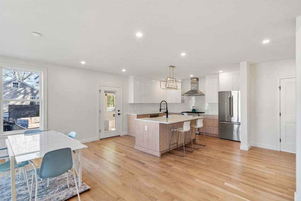 18 Richwood St