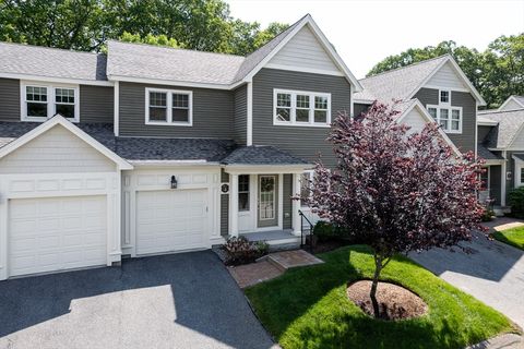 4 Lowell Dr 4 Hopkinton MA 01748