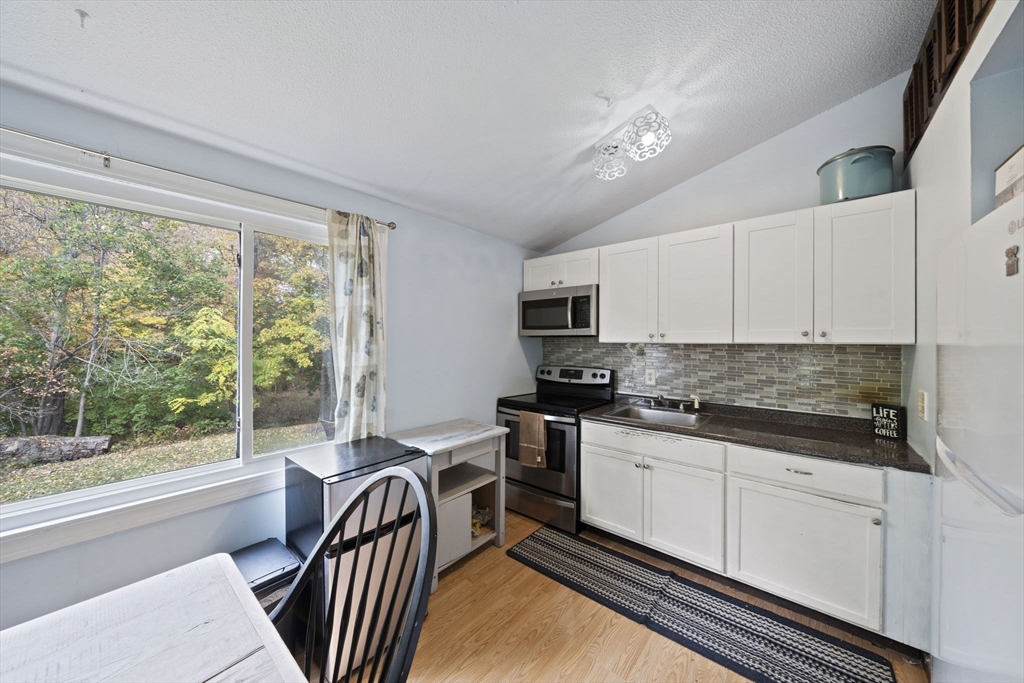 465-475 Laurel Street