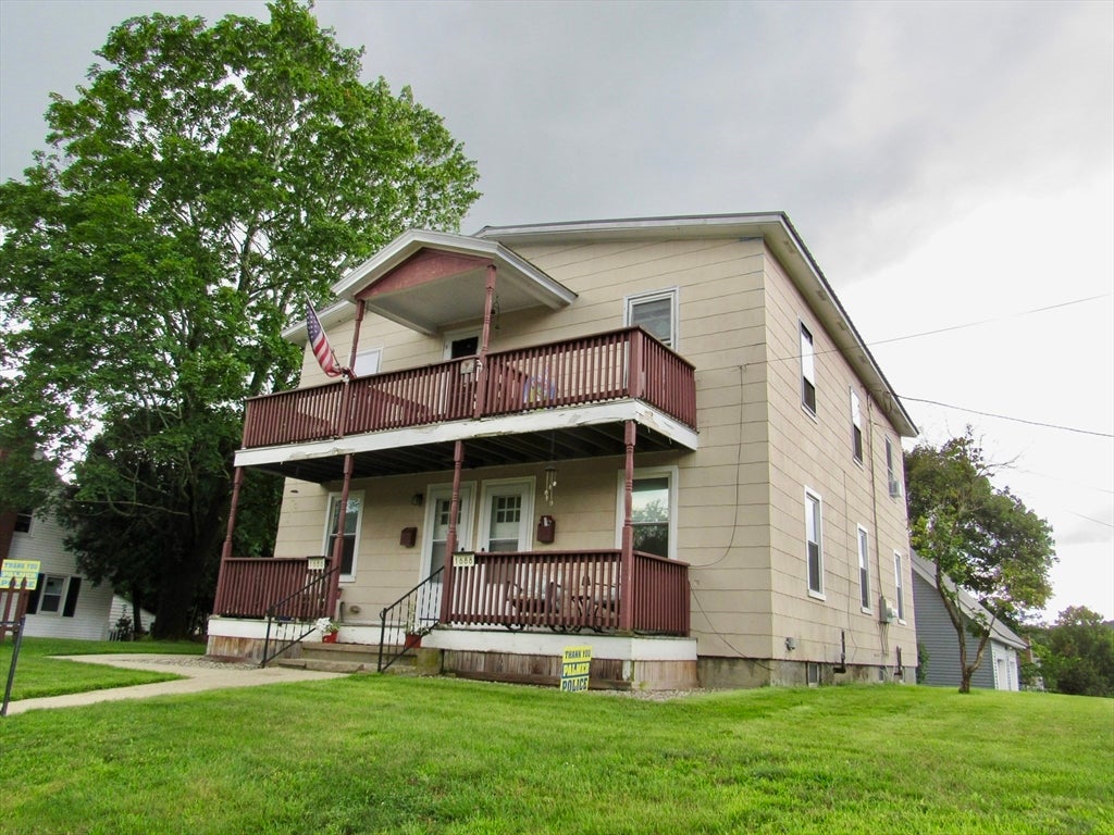 1686-1688 N Main St