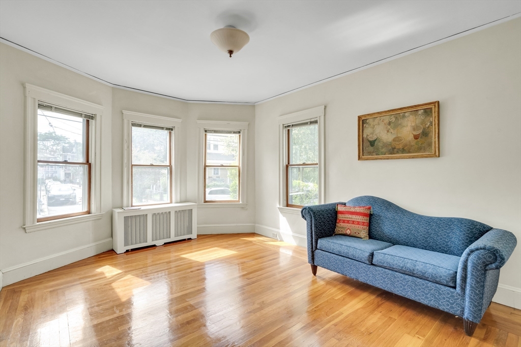 127-129 Auburn Street
