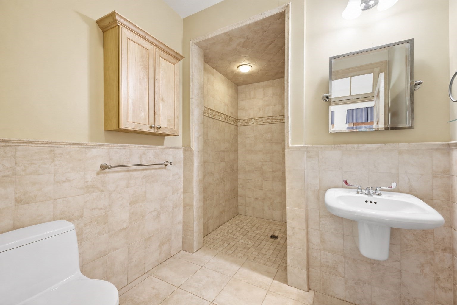 135 Candlestick Rd, North Andover, MA Photo #23