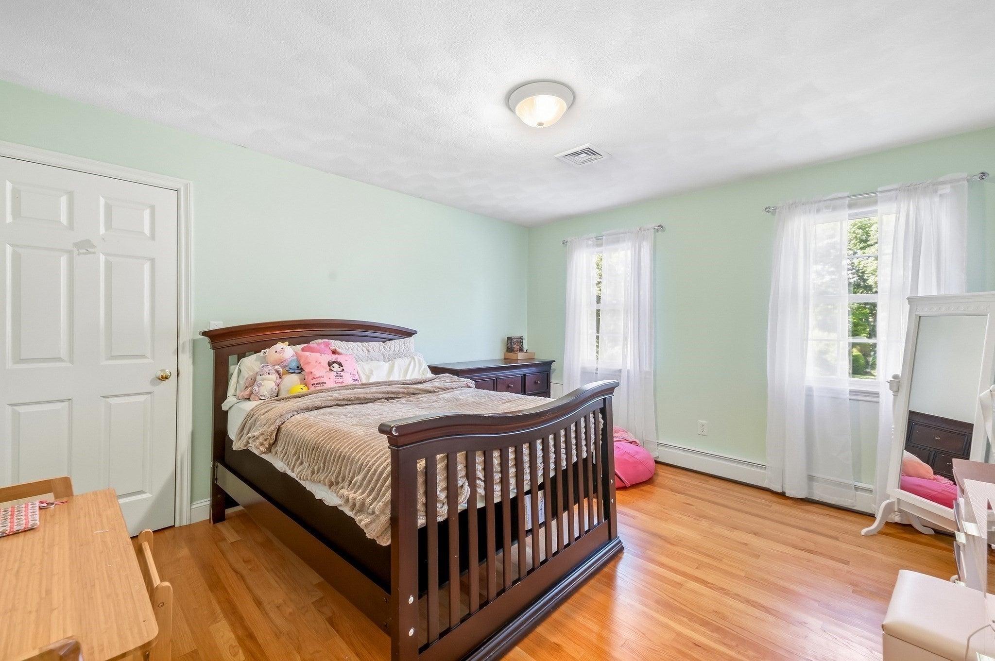 135 Candlestick Rd, North Andover, MA Photo #28