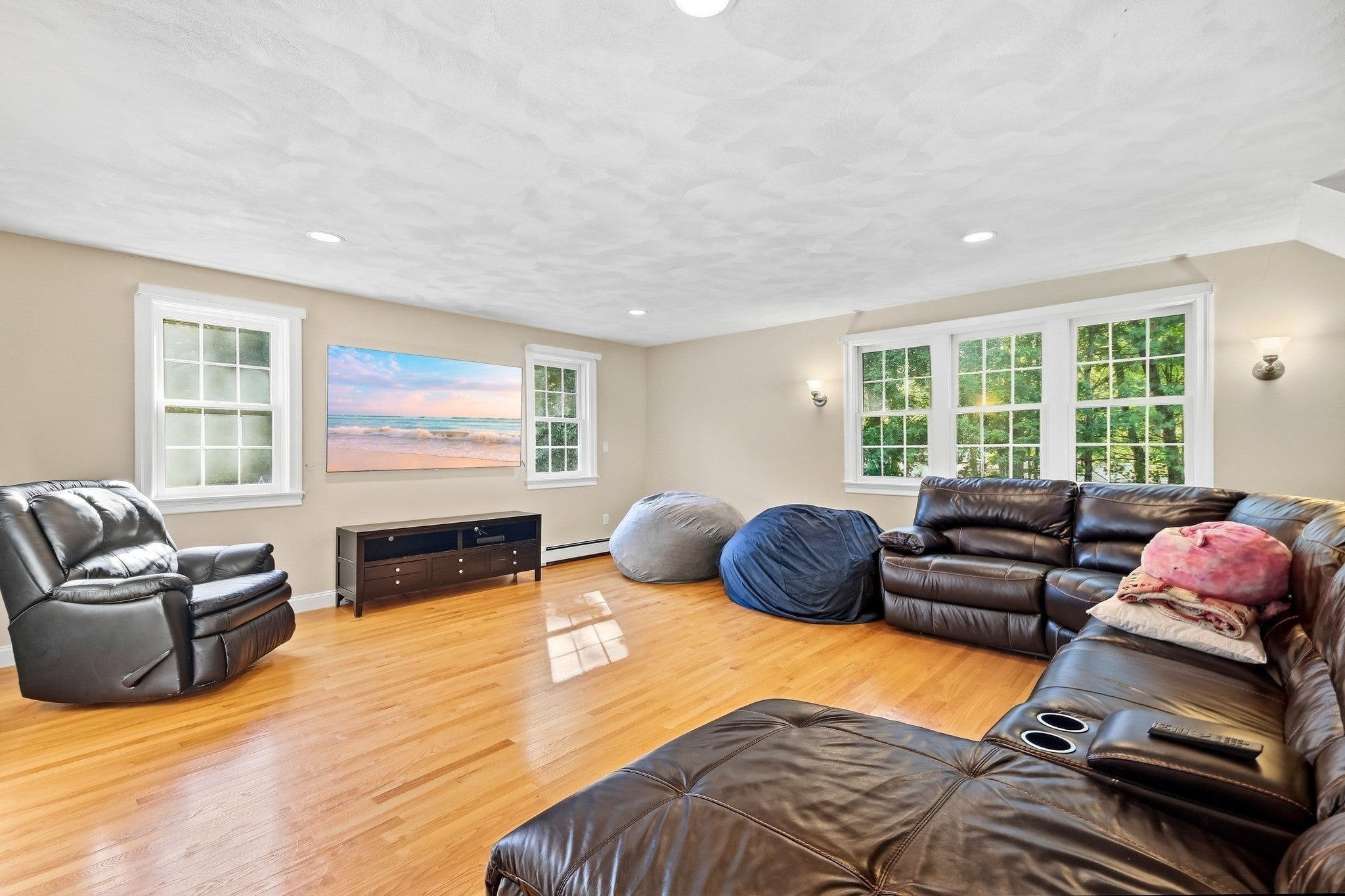 135 Candlestick Rd, North Andover, MA Photo #31