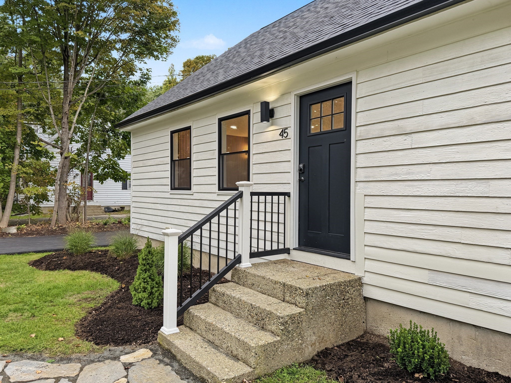 45 Leverett Rd, Amherst, MA Photo #4