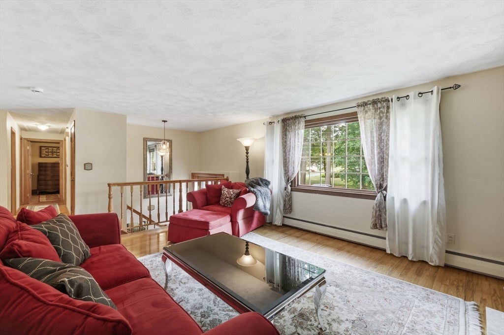 19 Kimbrough Rd, Billerica, MA, 19 Kimbrough Rd, Billerica, MA Photo #5