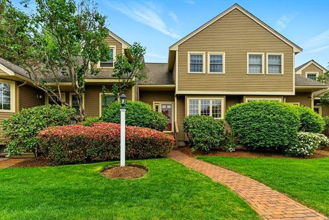 14 Weybridge Lane 14 Hopkinton MA 01748