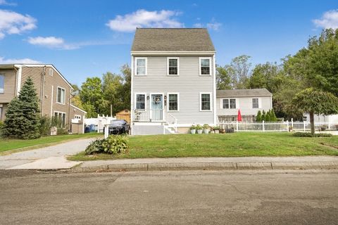 Photo of 264 Oneil Road, Somerset, MA 02725 (MLS # 73439810)