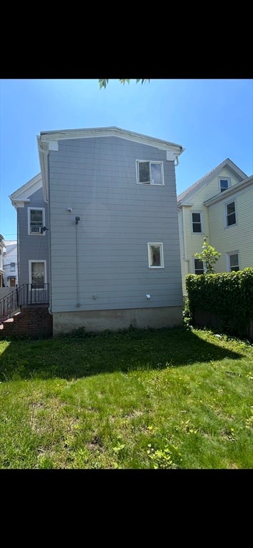 15 Everett Ave