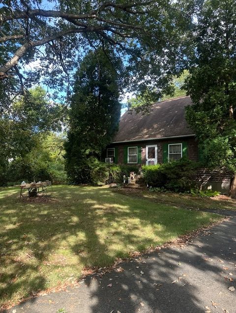 19 Burt St Berkley MA 02779