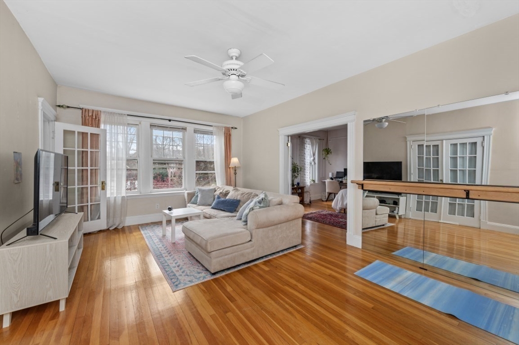 Listing image 8