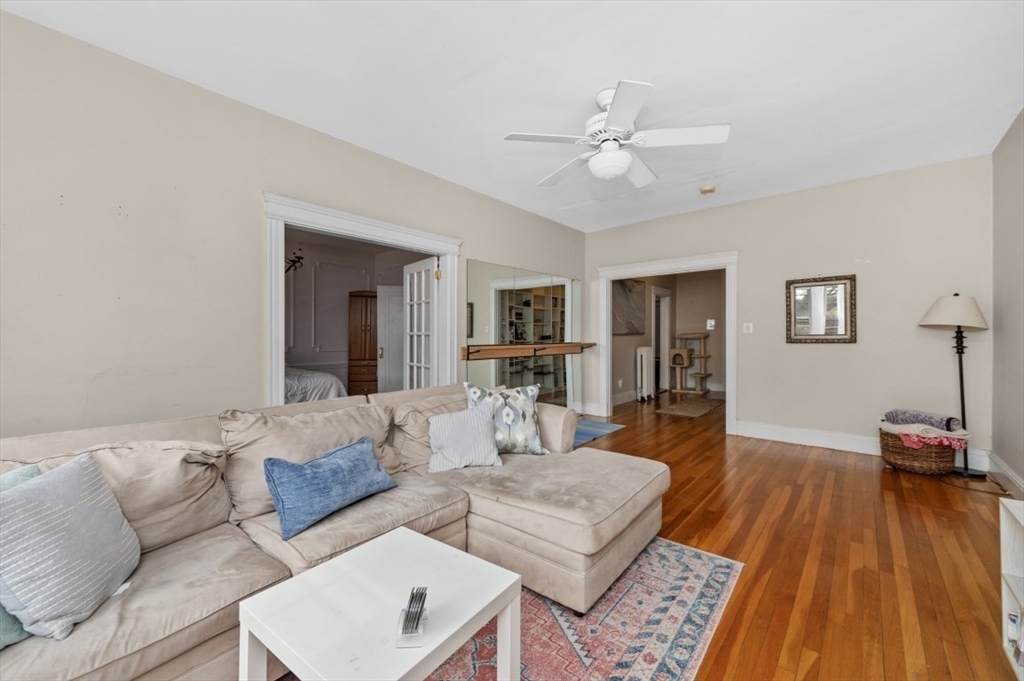 441 Washington St 5