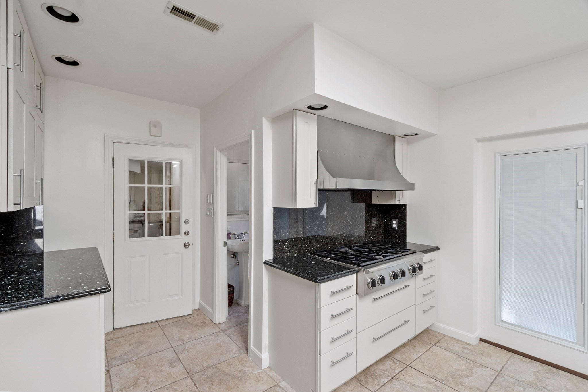 19 Chamberlain Pkwy, Worcester, MA, 19 Chamberlain Pkwy, Worcester, MA Photo #22