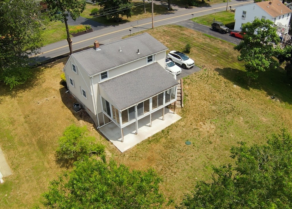 675 Burt St