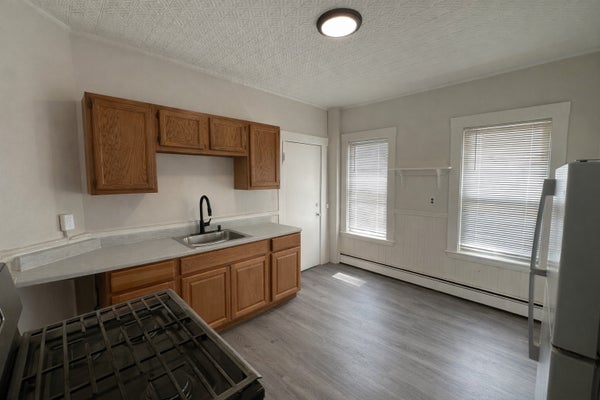 765 BROADWAY APT 4, EVERETT, MA 02149 - Image 0c8a6a16f1609c6efa9d87127b65d968/15899297