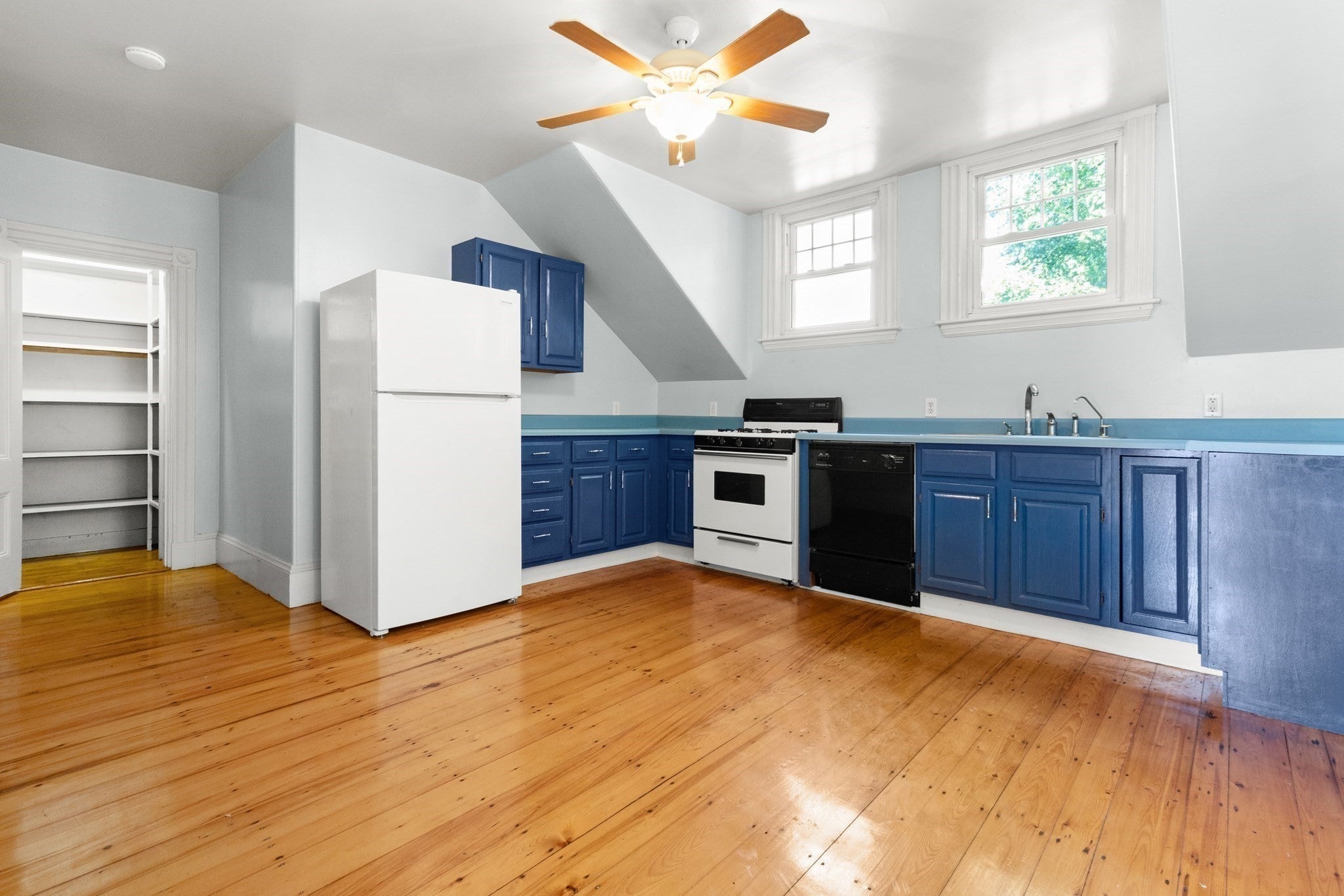 163 South St #D, Rockport, MA Photo #10