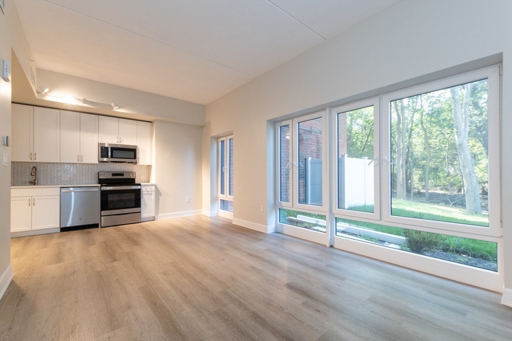 133 Salem St 313