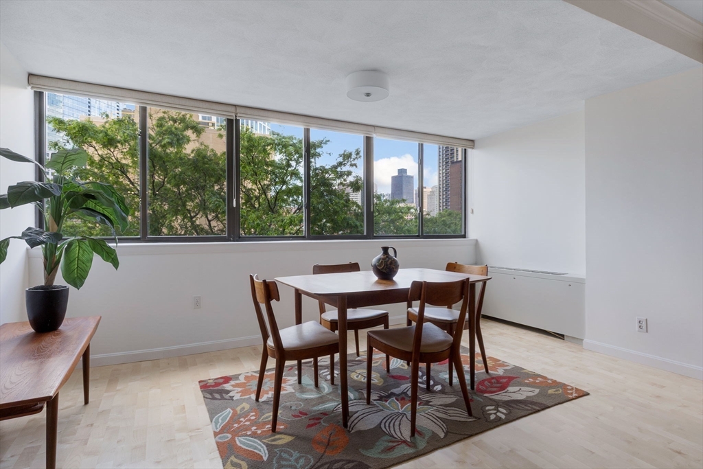 6 Whittier Pl 7E
