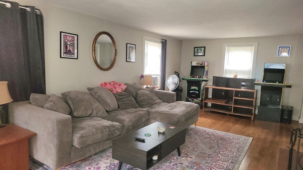 23 Marshall Rd