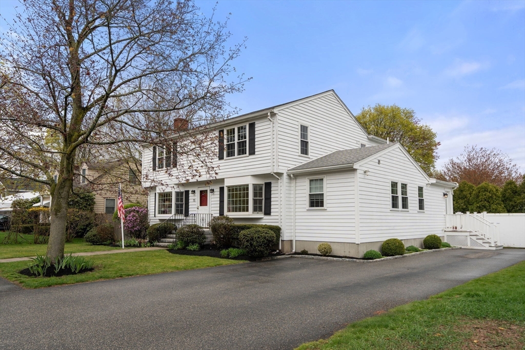 15 Walton St