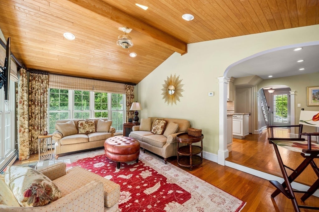 785 Brook Road, Milton, MA Photo #15