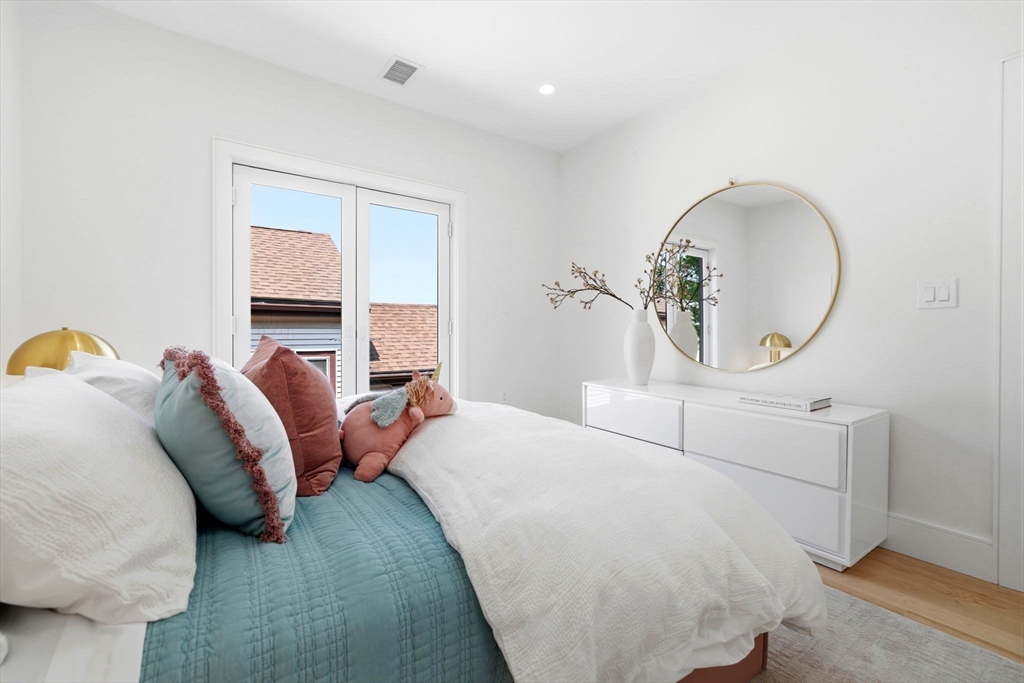 39 G St, Boston, MA Photo #24