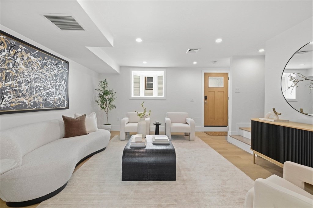 39 G St, Boston, MA Photo #30