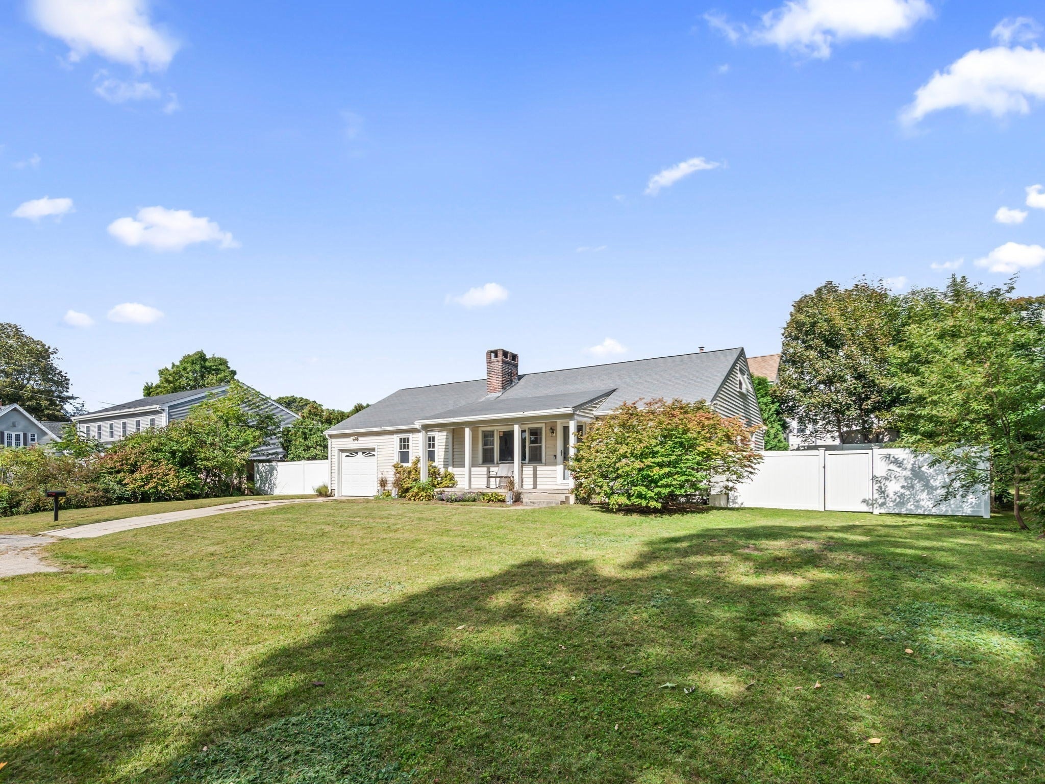 Photo of 5 Briggs St, Northbridge, MA