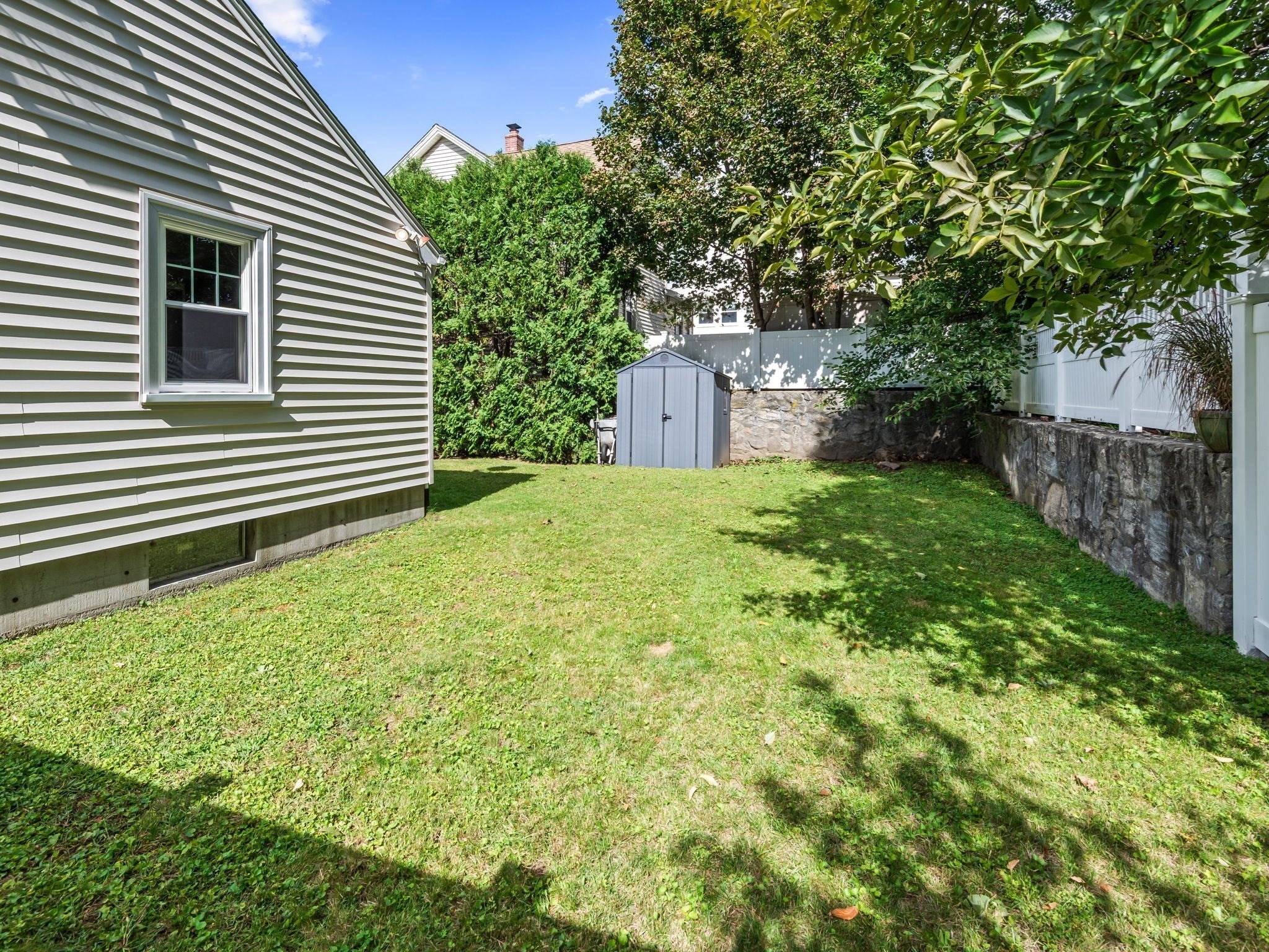 5 Briggs St, Northbridge, MA, 5 Briggs St, Northbridge, MA Photo #27