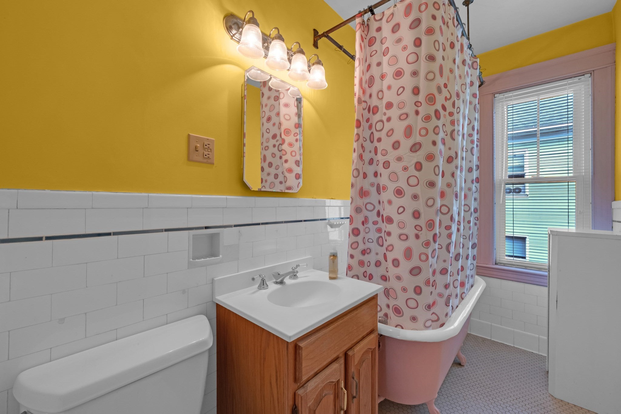 28 Crystal St, Worcester, MA, 28 Crystal St, Worcester, MA Photo #38