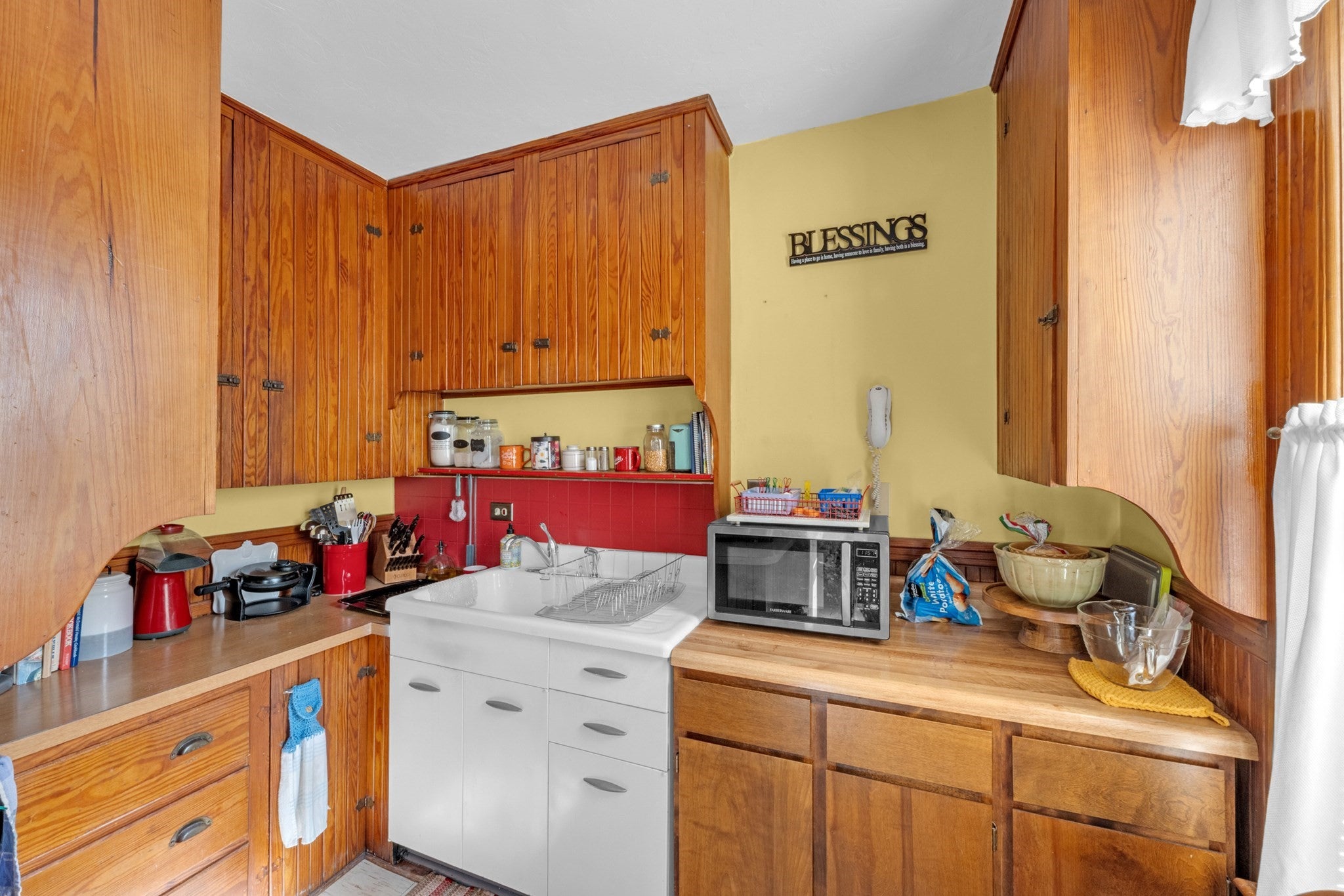 28 Crystal St, Worcester, MA, 28 Crystal St, Worcester, MA Photo #22
