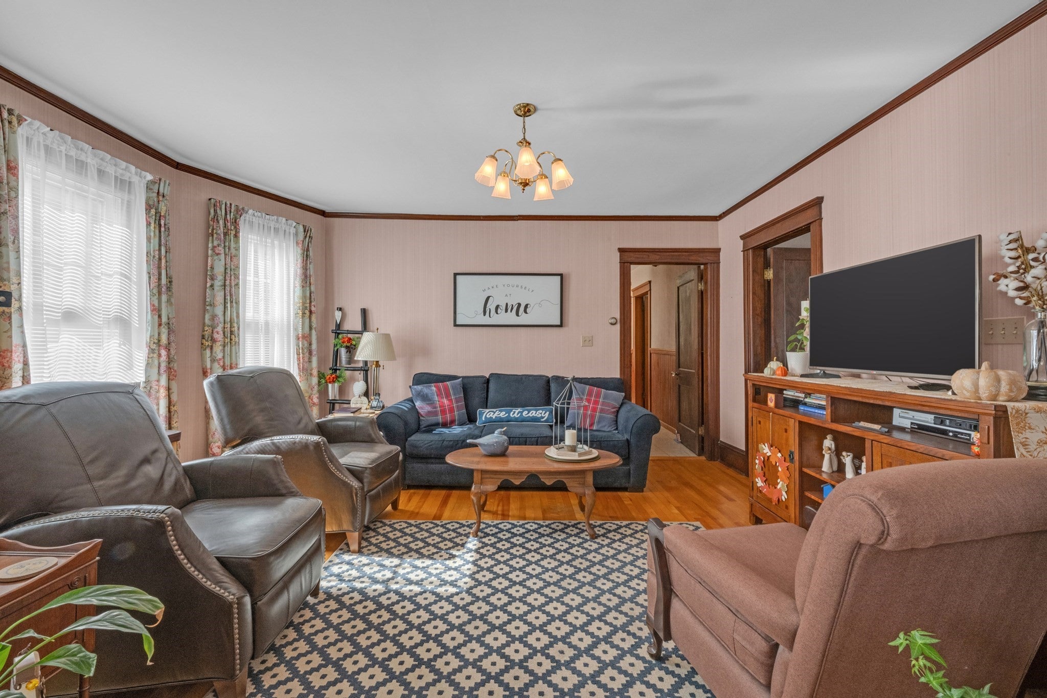 28 Crystal St, Worcester, MA, 28 Crystal St, Worcester, MA Photo #29